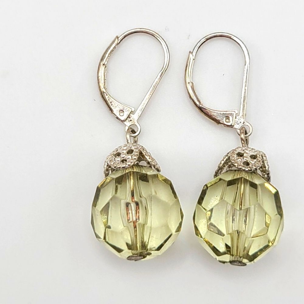 Faceted bead dangle earrings, - Picture 2 of 5